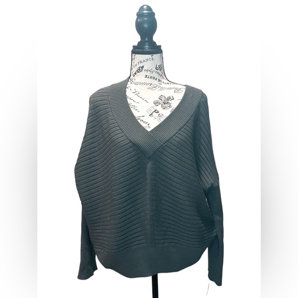 Wishlist Oversized Dropped Shoulder V-Neck | S/M | - Picture 3 of 5